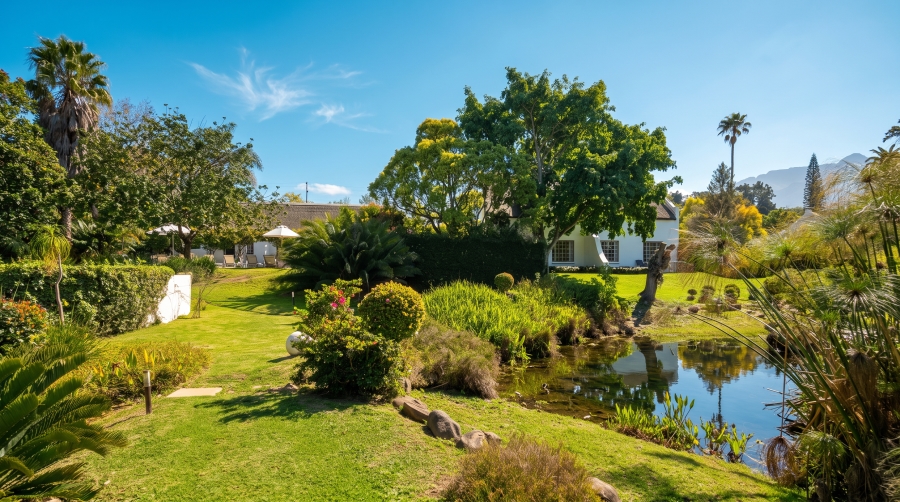 8 Bedroom Property for Sale in Swellendam Western Cape